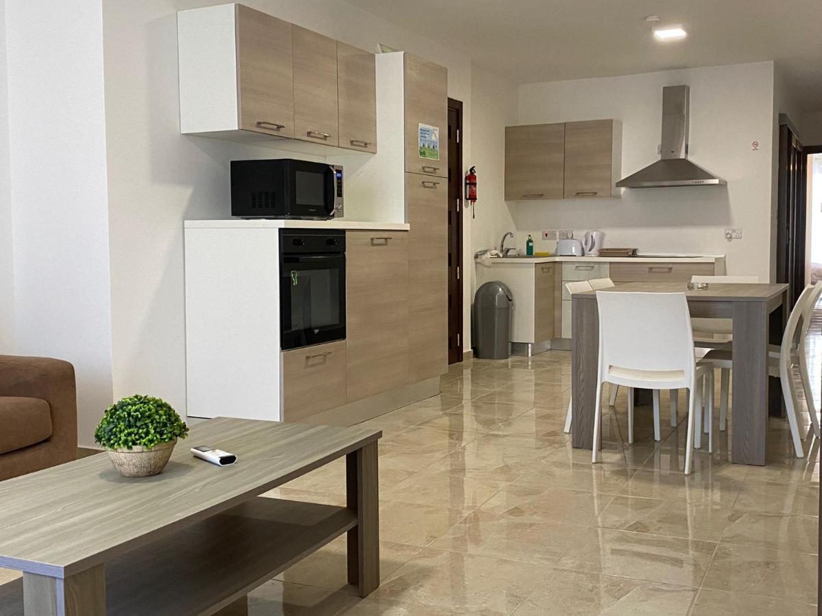 Appartamento Sunrise Court Marsaskala Esterno foto