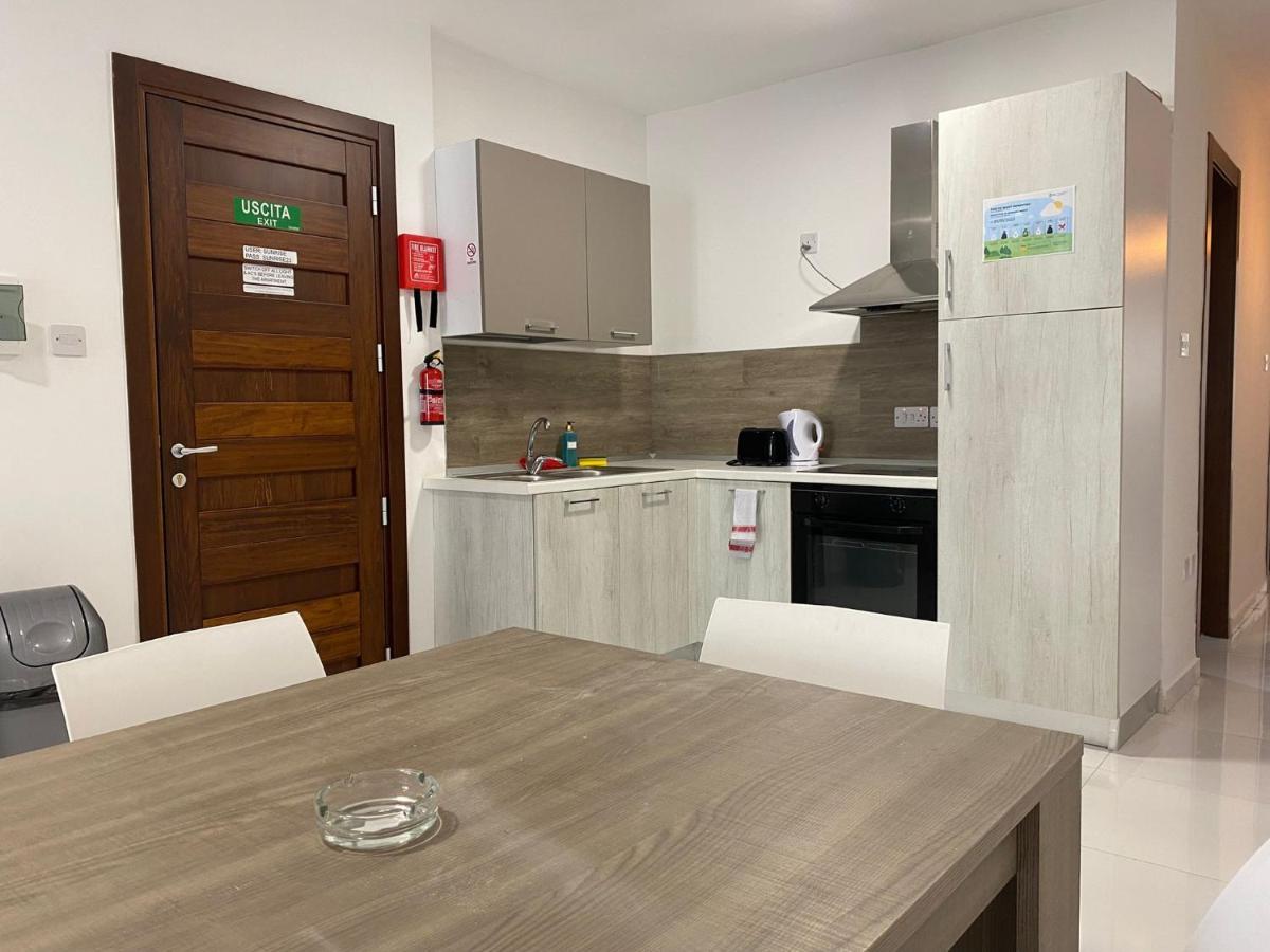 Appartamento Sunrise Court Marsaskala Esterno foto