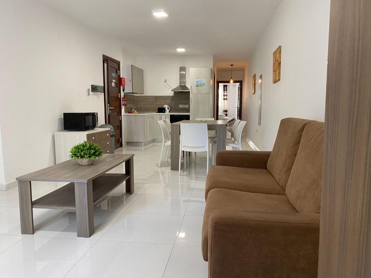 Appartamento Sunrise Court Marsaskala Esterno foto