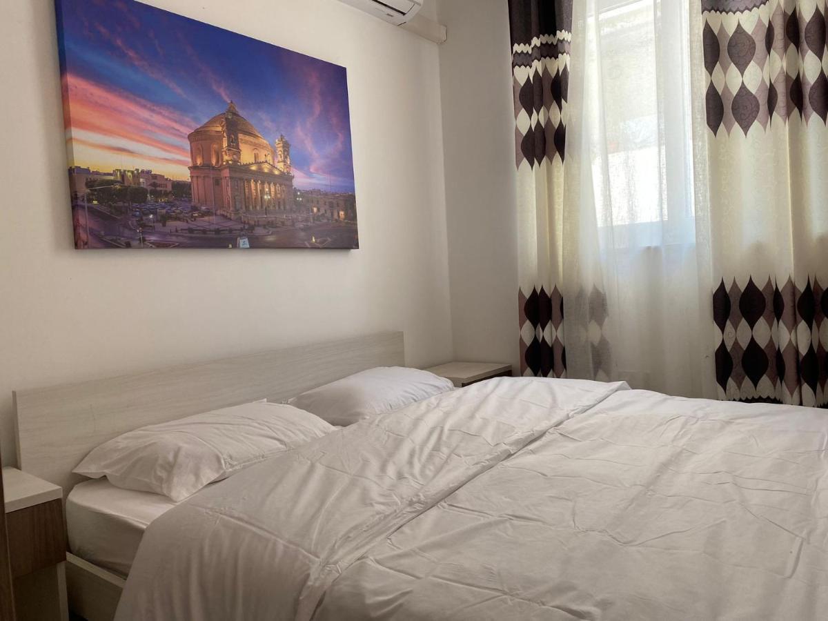Appartamento Sunrise Court Marsaskala Esterno foto